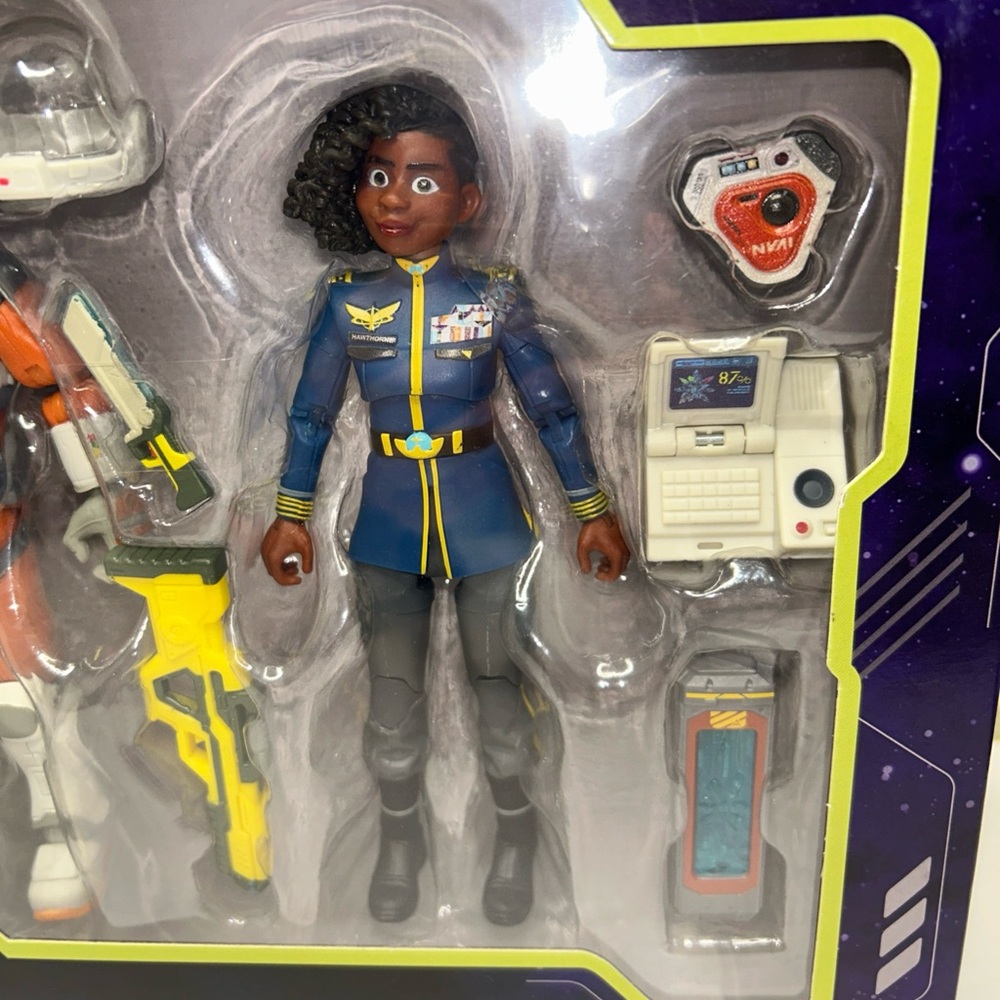 Alpha Class Lightyear Action Figure Set - Picture 6 of 6
